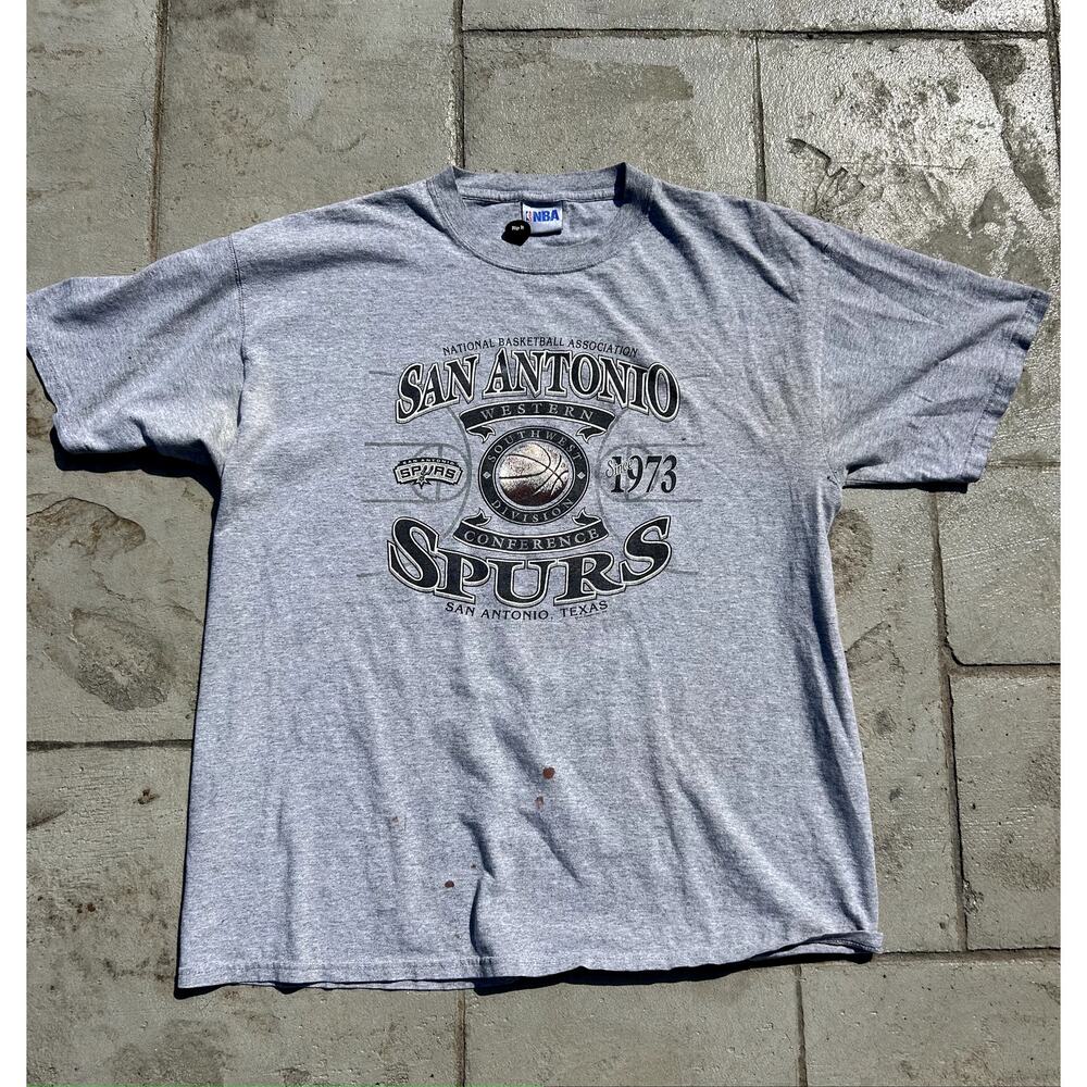 90s San Antonia Spurs NBA Vintage T Shirt - Great Condition